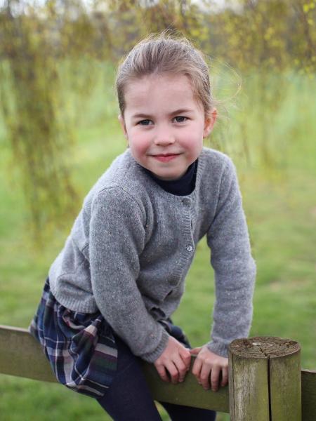 Princesa Charlotte completa quatro anos nesta quinta-feira (2) - Reprodução/Twitter