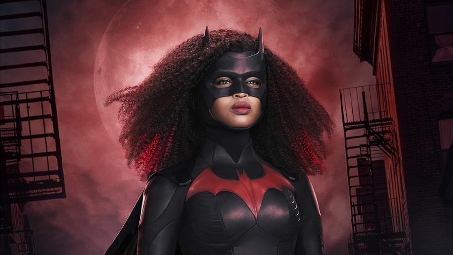 Javicia Leslie será a primeira heroína negra e bissexual do universo geek interpretando "Batwoman" - Reprodução/Twitter