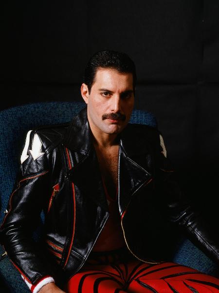 Freddie Mercury em 1985 - Koh Hasebe/Shinko Music/Getty Images