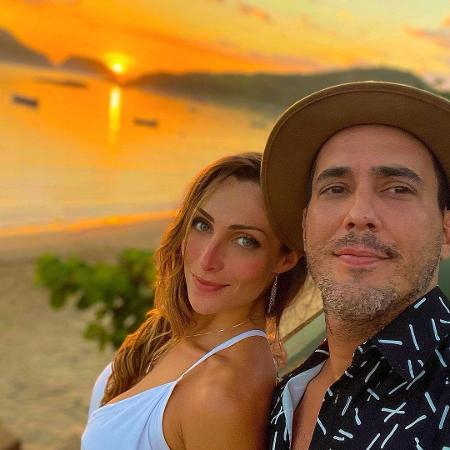 Sofia Starling celebra 2 anos de namoro com André Marques - Reprodução/Instagram@sofiastarling