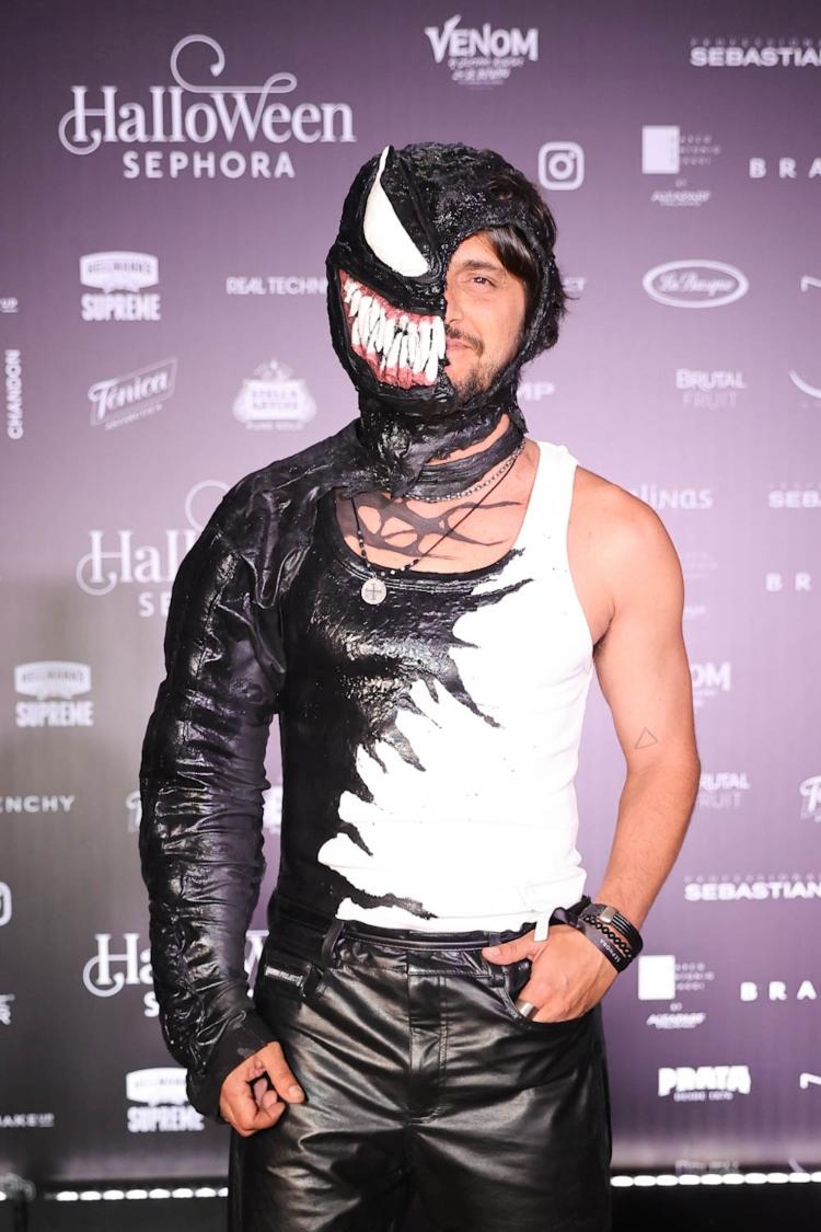 Bruno Gissoni no baile de Halloween da Sephora