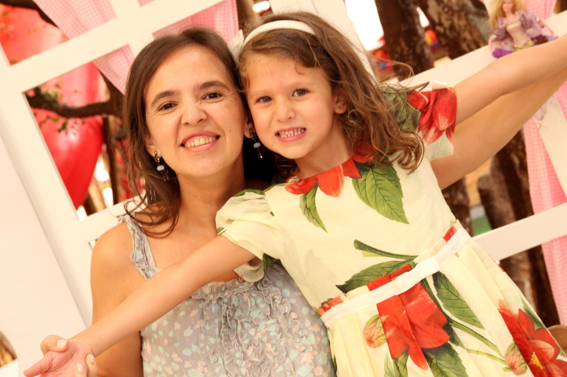 Alessandra Sevzatian, com a filha Mariana - Arquivo pessoal