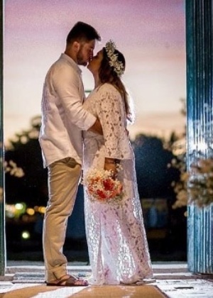 Preta Gil e Rodrigo Godoy celebram um ano de casamento em Trancoso, na Bahia - Reprodução/Instagram/ellemcardosofotografa - Reprodução/Instagram/ellemcardosofotografa