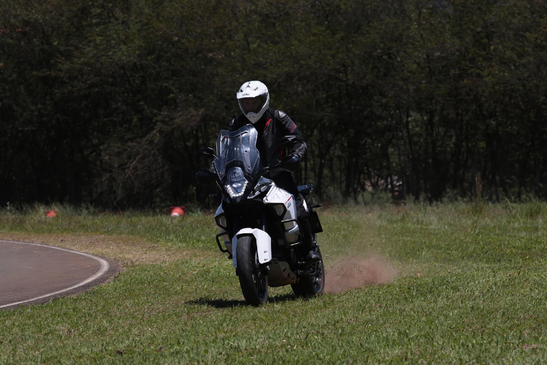 KTM 1290 Super Adventure 2016 - Mario Villaescusa/Infomoto