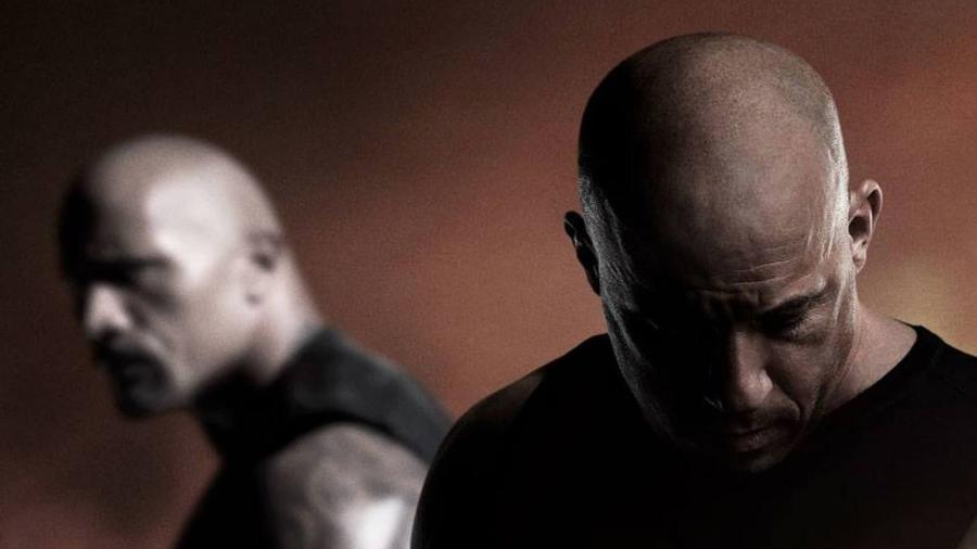 Cartaz do filme "Velozes e Furiosos 8", com Dwayne "The Rock" Johnson e Vin Diesel - Divulgação