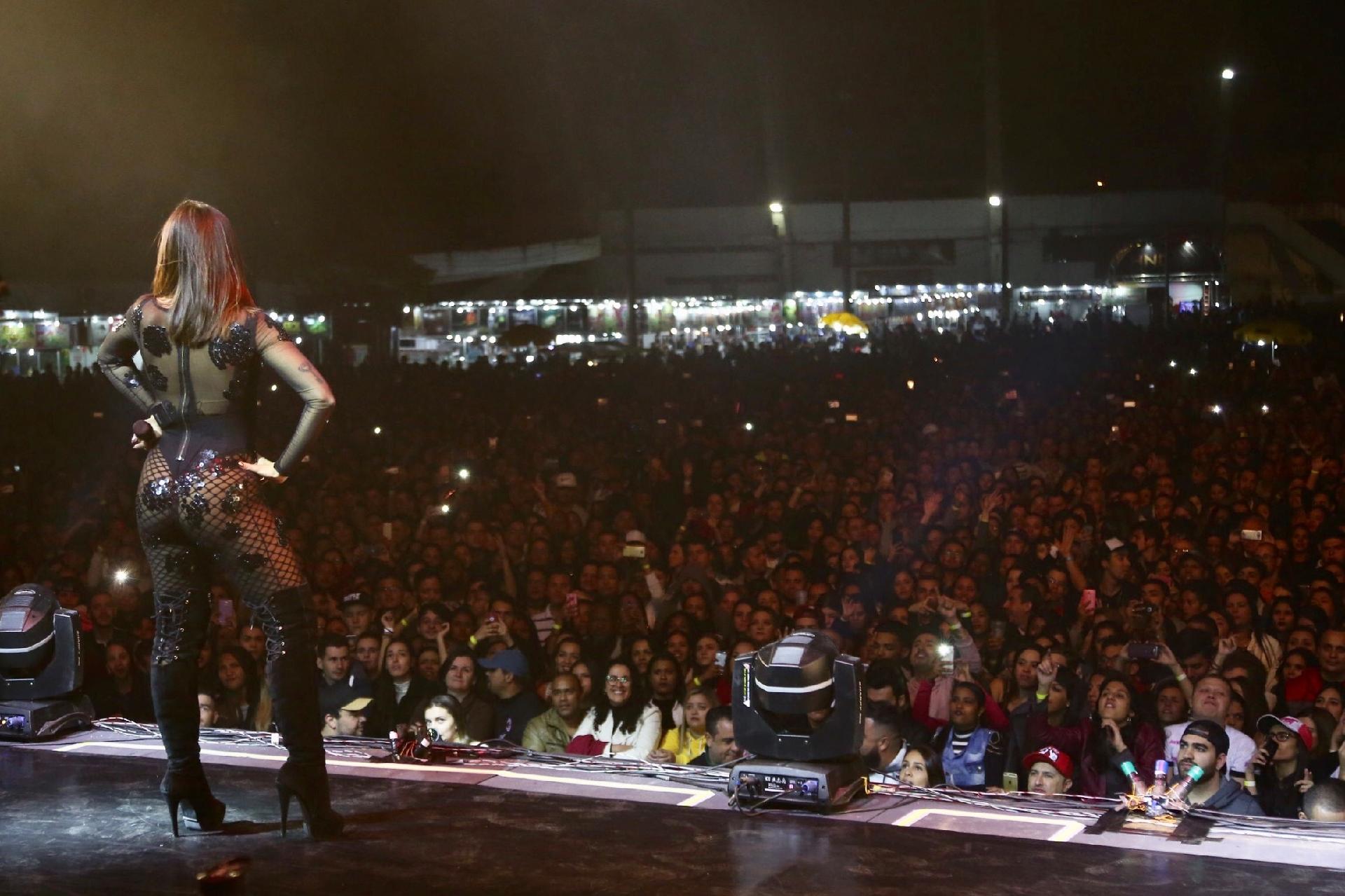 A cantora Anitta foi uma das atrações deste domingo, na tradicional festa junina da Portuguesa, em São Paulo - Manuela Scarpa/Brazil News