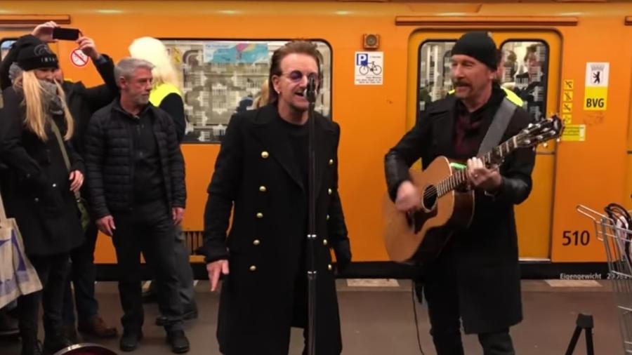 U2 se apresenta no metrô na Alemanha - Reprodução