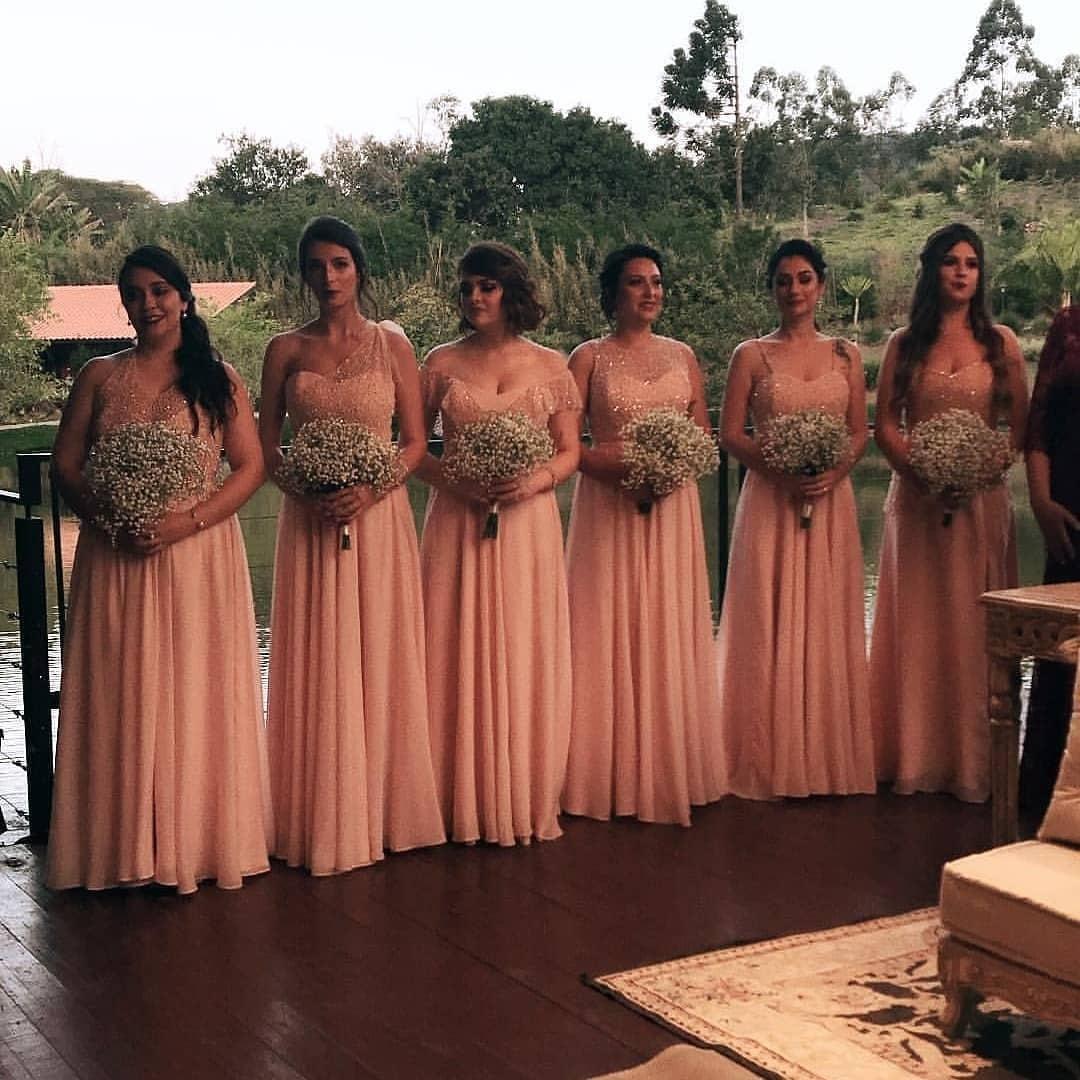 As madrinhas vestiram todas rosa - Reprodução/Instagram