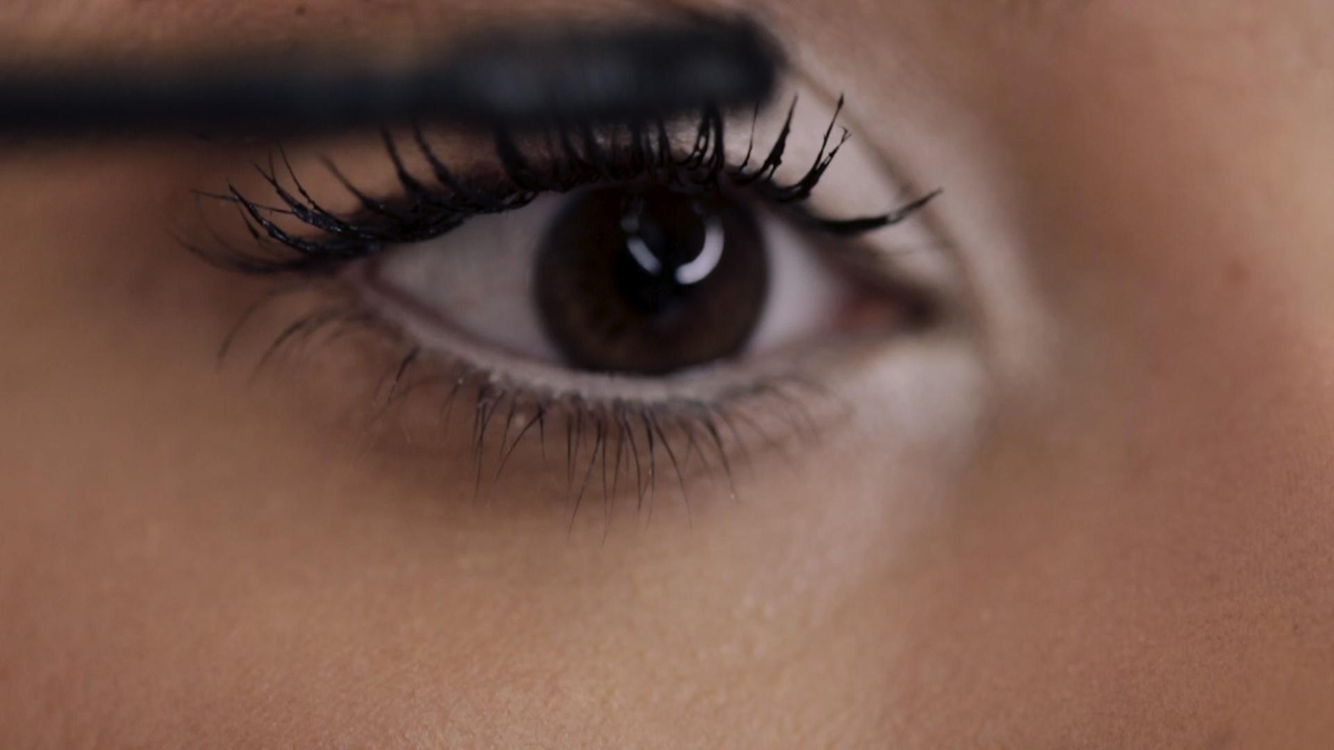 Abrir Muito Os Olhos Por Surpresa Dificuldade Em Abrir Os Olhos Ao Acordar - Sobre os Olhos