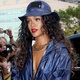Bucket hat: tendência queridinha de Rihanna promete fazer cabeça de famosas - Getty Images