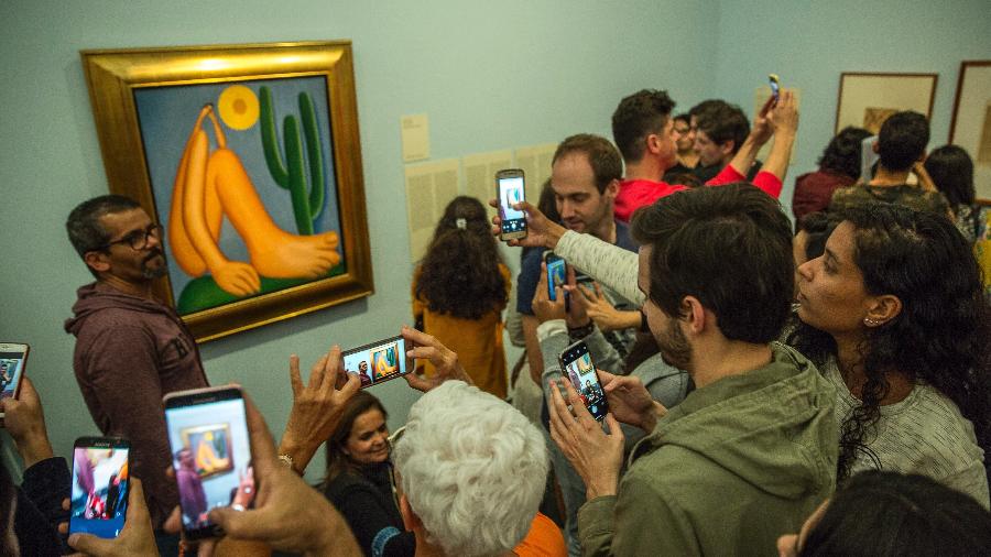 A exposição Tarsila do Amaral Popular ficou aberta até meia-noite do último domingo (28) - Jardiel Carvalho/Folhapress