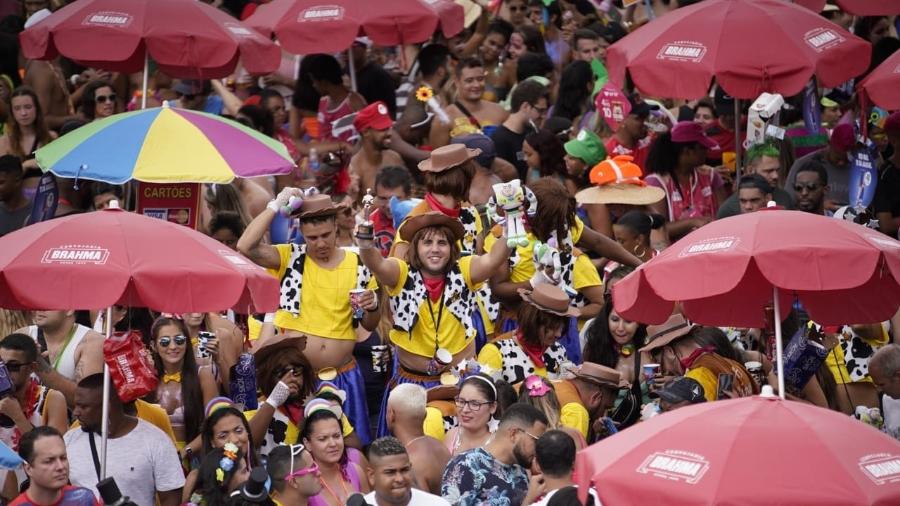 Bloco Bangalafumenga agita domingo de Carnaval no Rio - Ricardo Borges/UOL