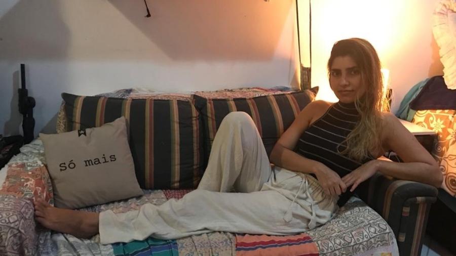Iasmin Franco com a calça comprada pelo namorado durante viagem para a Índia  - Arquivo Pessoal