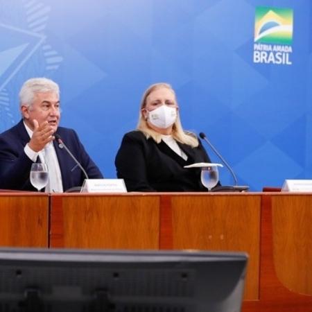 Patrícia Rocco ao lado do ministro Marcos Pontes em evento no Palácio do Planalto - Alan Santos/PR