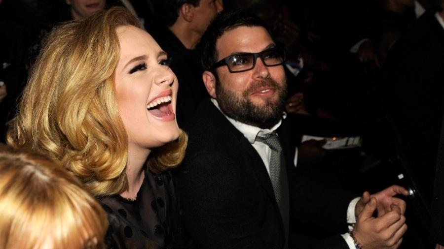 Adele admite que ficou devastada com divórcio de Simon Konecki - Imagem: Reprodução/Divulgação
