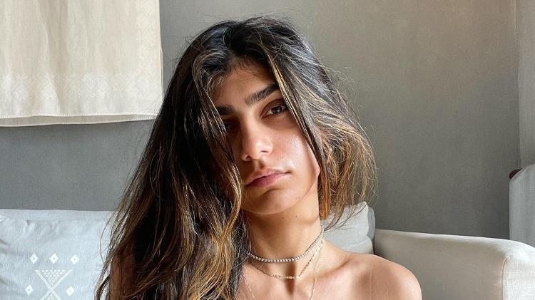 Mia Khalifa tem vídeos virais do pornô bombando quase 10 anos após aposentadoria