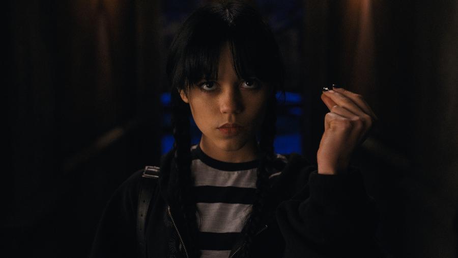 Jenna Ortega interpreta Wandinha Addams em série dirigida por Tim Burton para a Netflix - Divulgação/Netflix
