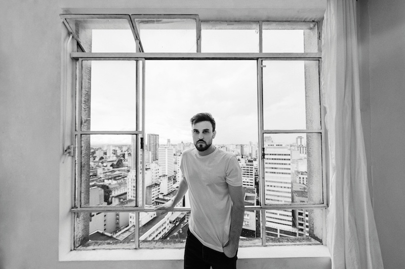 O músico Dino Bacciotti - Divulgação/Rebeca Brack