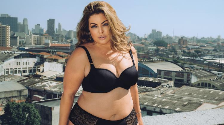 Fluvia Lacerda para ensaio de lingerie - Divulgação - Divulgação