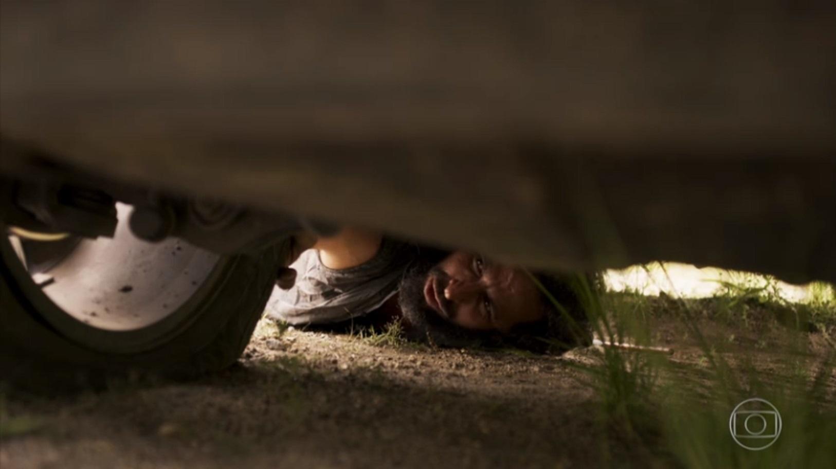 Sophia "mãos de tesoura" vira meme na web após 3ª morte em "O Outro Lado" - Reprodução/TV Globo