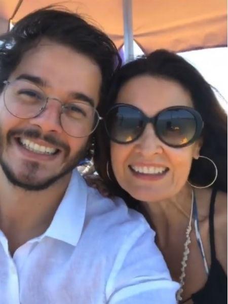 Túlio Gadêlha e Fátima Bernardes aproveitam passeio romântico em Porto de Galinhas - Reprodução/Instagram