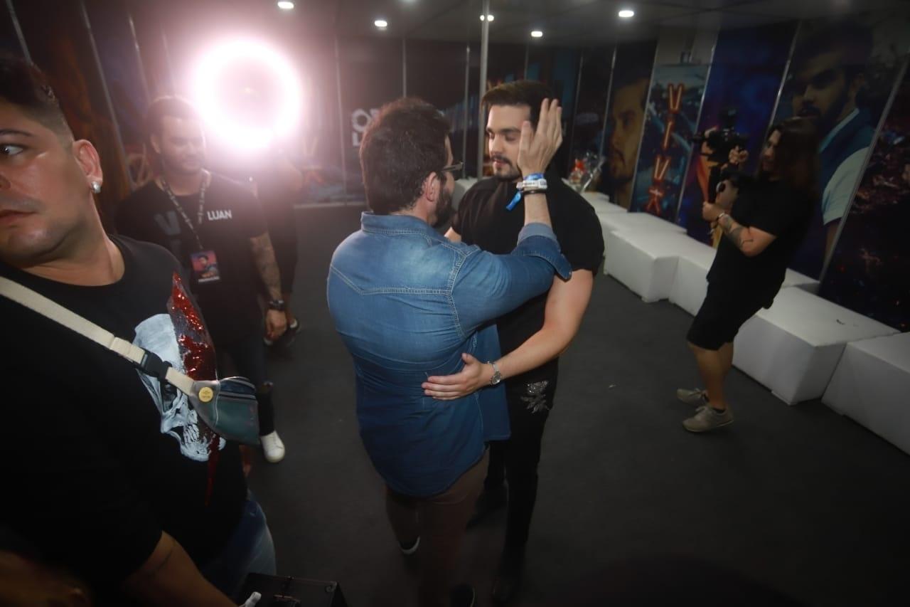 Padre Fábio de Melo e Luan Santana - Fred Pontes