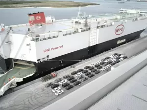 BYD finaliza 2º navio gigante para bombar exportações; 1º já veio ao Brasil