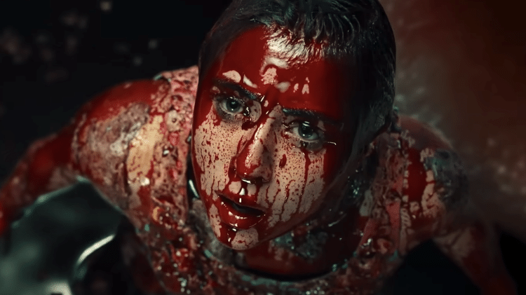 Emma após atravessar os ouvidos de um soldado