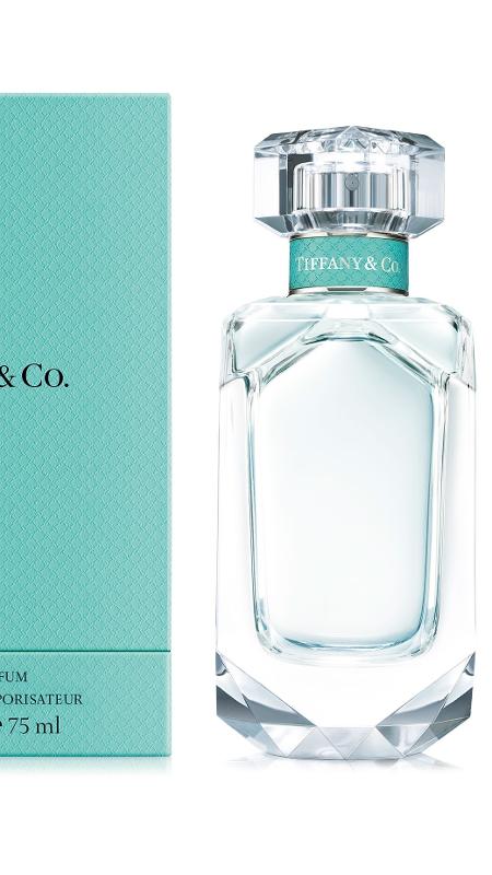 O frasco é inspirado em diamantes e a caixinha tem a famosa cor azul - Divulgação