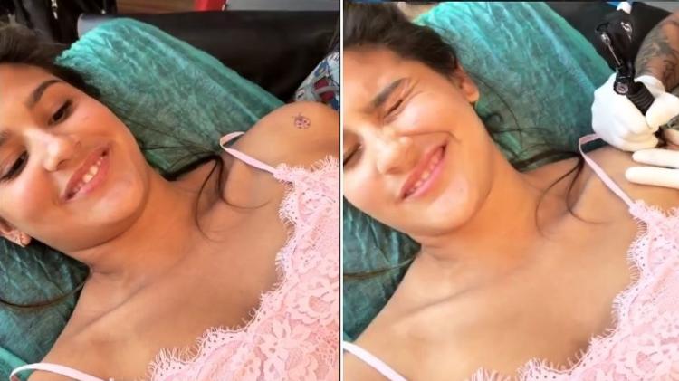 Giulia Costa sendo tatuada - Reprodução/Instagram - Reprodução/Instagram