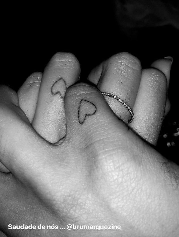 Neymar e Bruna Marquezine exibem tatuagens iguais - Reprodução/Instagram