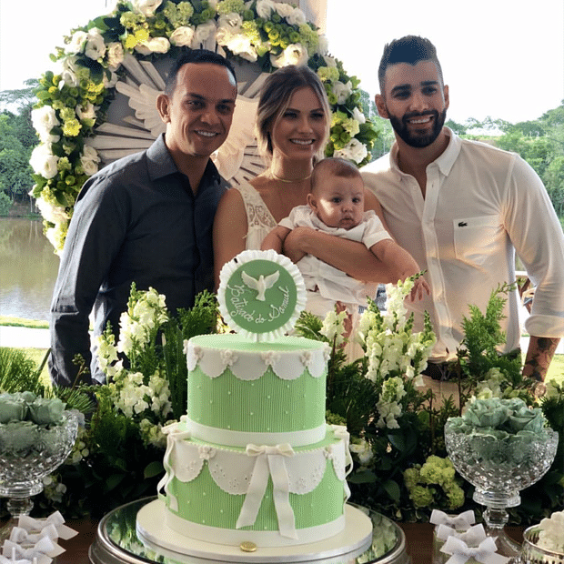 Batizado de Samuel, filho de Gusttavo Lima e Andressa Suíta - Reprodução/Instagram