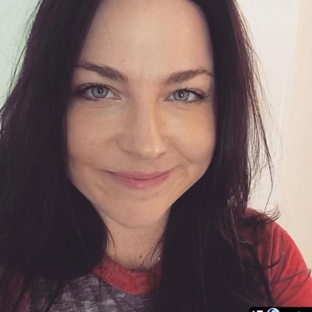 Amy Lee, vocalista da banda Evanescence  - Reprodução / Instagram