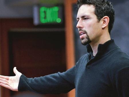 Autor da obra Guerra pela Eternidade, Benjamin Teitelbaum estuda de perto as tendências tradicionalistas que inspiraram figuras como Olavo de Carvalho e Steve Bannon - Patrick Campbell