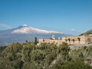 Cenário de "The White Lotus" foi convento e hotel das estrelas na Sicília