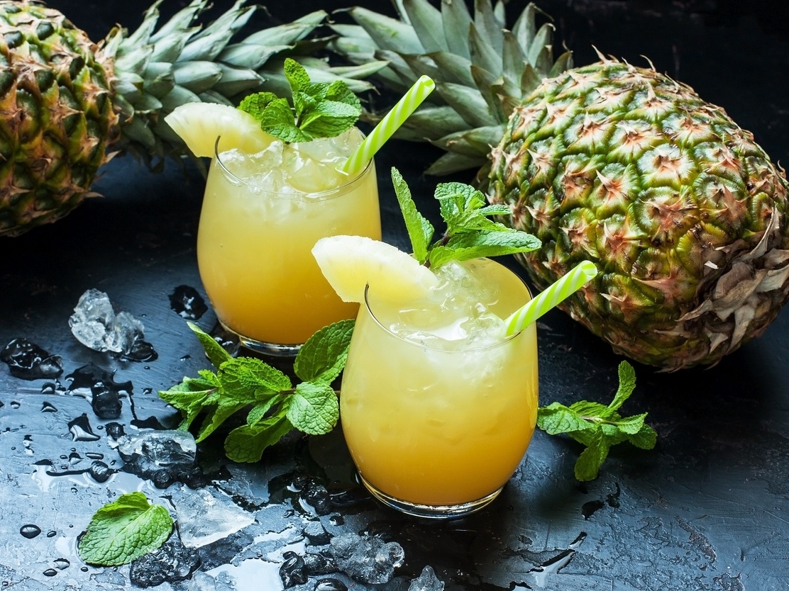 Suco de abacaxi com hortel&atilde; e pepino &eacute; bom para digest&atilde;o e hidrata&ccedil;&atilde;o