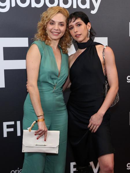 Marina Provenzzano e Tainá Medina no lançamento de "Fim"