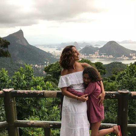 Camila Pitanga e a filha, Antônia, já estão com exames normais após contrair malária - Reprodução/Instagram