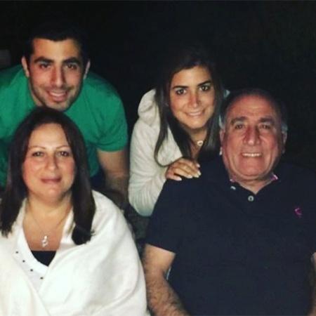 Kaysar, Celine e os pais, que chegam neste final de semana ao Brasil  - Reprodução/Instagram