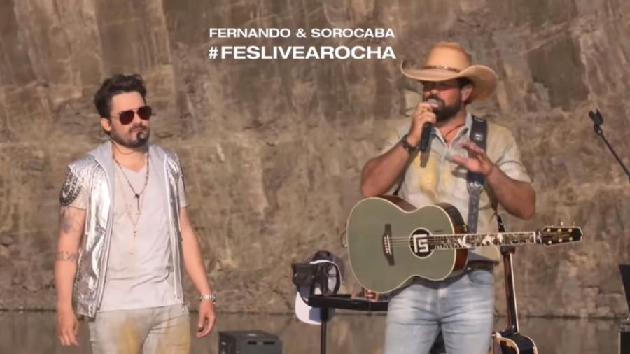 Fernando e Sorocaba em live transmitida pelo YouTube - Reprodução/Instagram