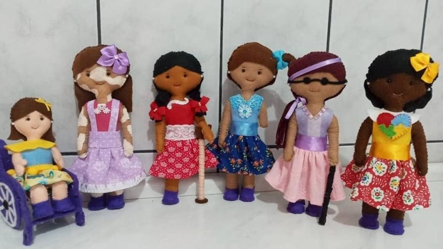 Mariana desenha as bonecas de forma que sejam representativas, e a mãe e avó as confeccionam - Arquivo pessoal