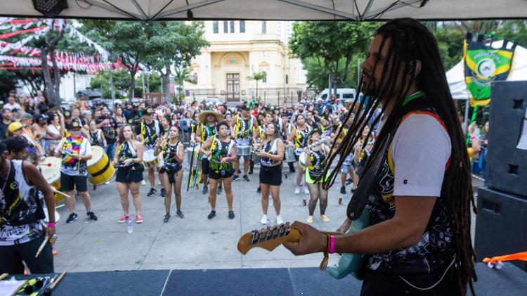 Ensaio do bloco Jah É, que rolou na Freguesia do Ó, em São Paulo