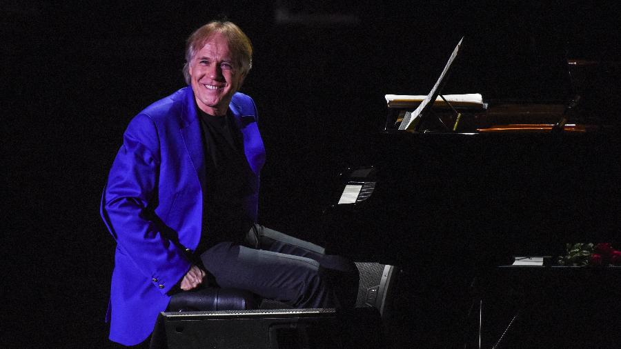 O pianista francês Richard Clayderman, que inicia em São Paulo, nesta quinta (6), turnê pelo Brasil