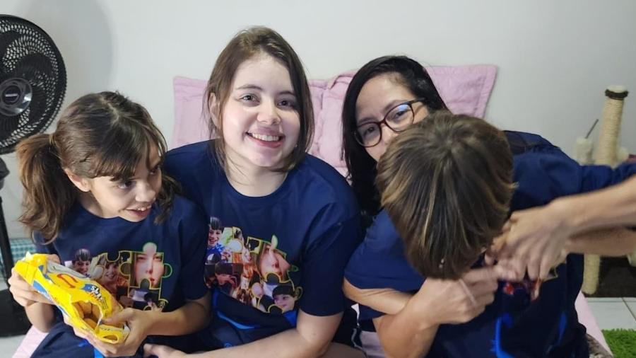 Patrícia Soares tem três filhos com autismo: 'Longe deles, choro embaixo do chuveiro'