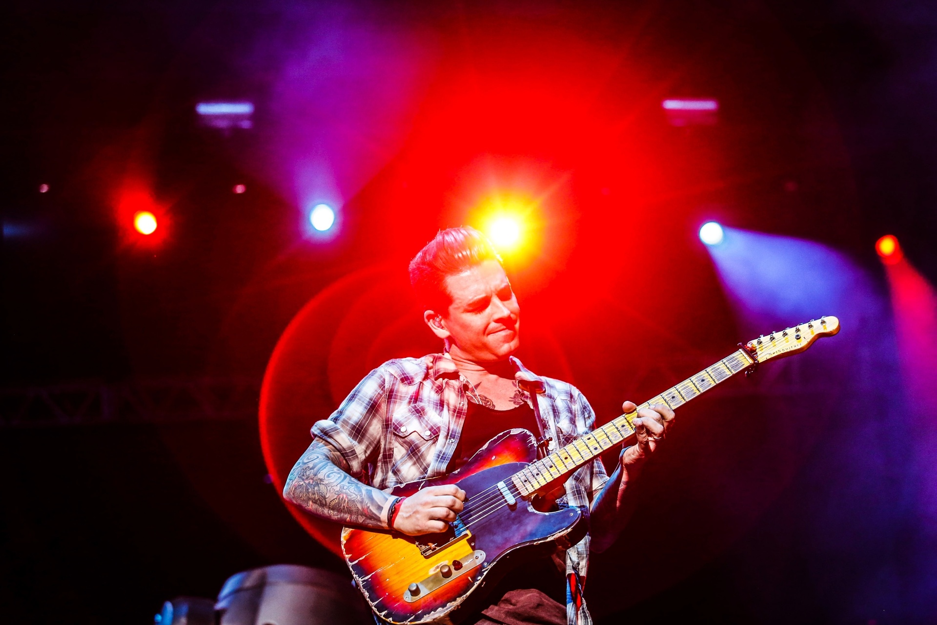 17.mar.2016 - Banda norte americana Dashboard Confessional se apresenta no Allianz Parque, em São Paulo, como numero de abertura para o Maroon 5 - Lucas Lima/UOL