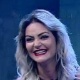 21.jun.2016 - Laura Keller e Jorge durante a final do "Power Couple Brasil" - Reprodução /TV Record
