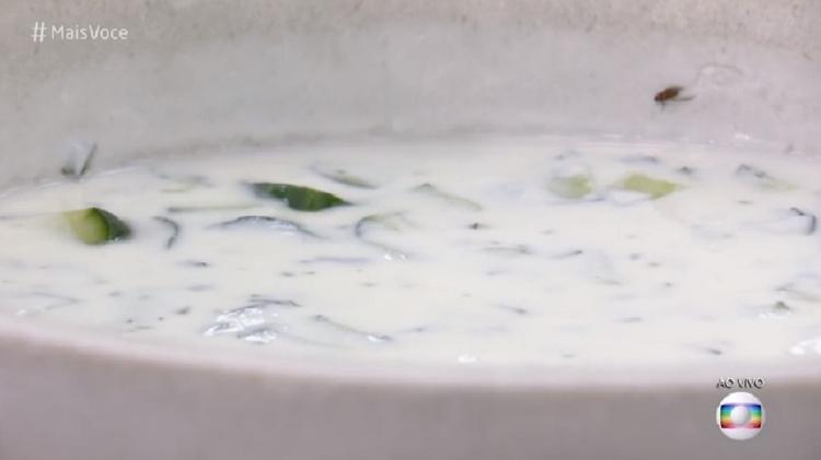 Público aponta presença de inseto em prato no "Mais Você" - Reprodução/TV Globo - Reprodução/TV Globo