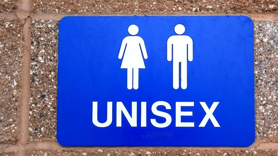 "Pessoas transexuais têm direito de usar o banheiro de acordo com sua identidade de gênero", explica advogada - iStock