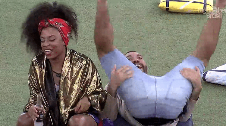 BBB 21: Lumena conta que usa brinquedos sexuais - Reprodução/Globoplay - Reprodução/Globoplay