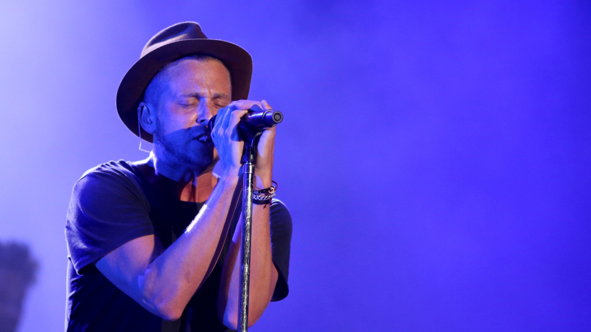 18.set.2015 - A banda americana OneRepublic, que começou a lançar seus sucessos através do MySpace, se apresenta no palco Mundo, durante o primeiro dia do Rock in Rio 2015. - Fernando Maia/UOL
